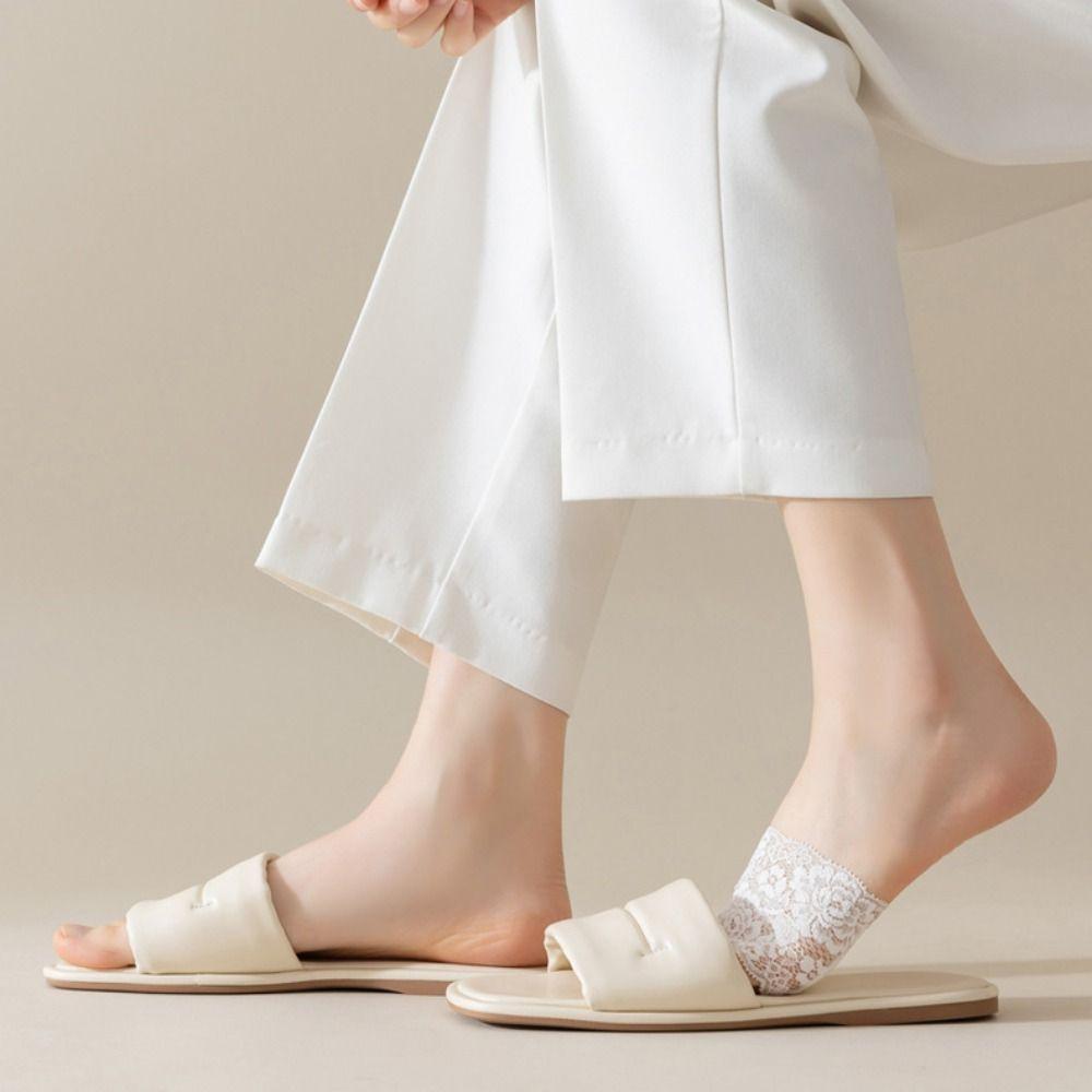 Lace Half Palm Socks Cotton Toe Separator Socks Five Finger Socks Foot Care Mesh Half Palm Insoles