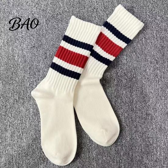 Moisture Wicking Sports Socks Unisex Mid-calf Socks, Cotton Contrast Striped Crew Thickened Terry Athletic for Autumn And Winter Daily Wear