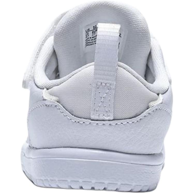 Jordan COURT CONNECT Low top Toddler Shoes White Infant And Toddler IQ6047-100
