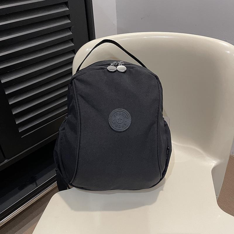 Wielofunkcyjny plecak Nowy plecak dla mamy o dużej pojemności Jednoramienna torba typu crossbody Prosta wielofunkcyjna torba podróżna na krótki okres