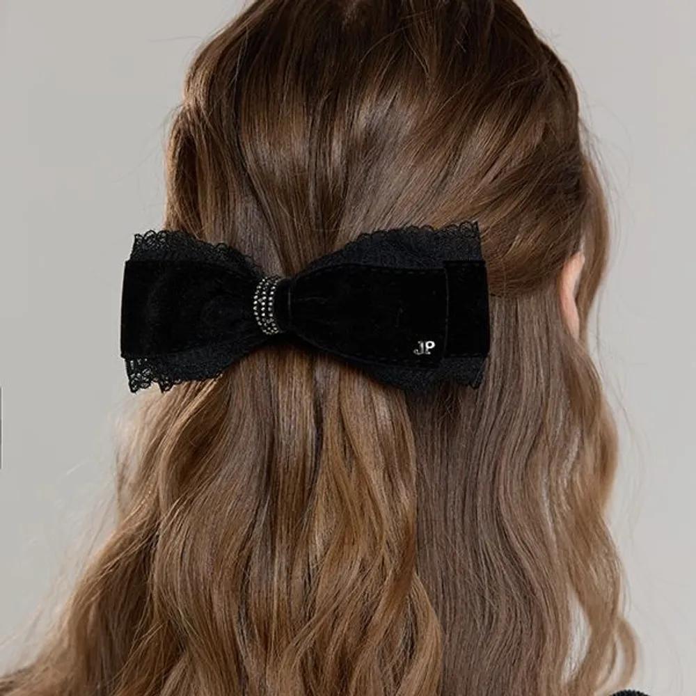 Crystal Lace Ribbon Pin JP-24-487AB black