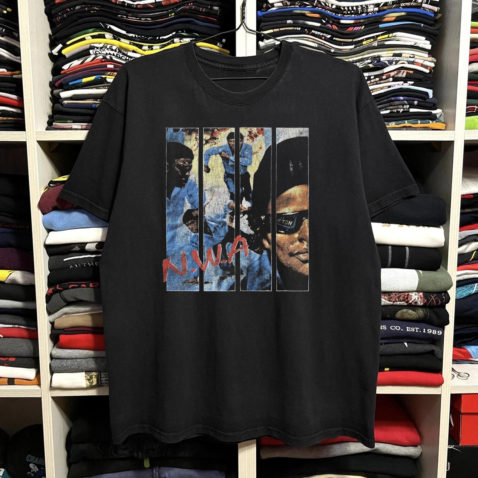 90s NWA Aged T-Shirt Black L L