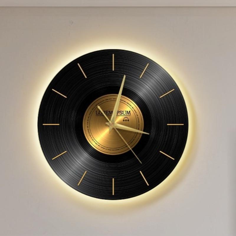 Vintage Wall Clock with Light Living Room Silent Clock for Bedroom Large Creative Luxury Desktop Watches Elegant Home Decoration