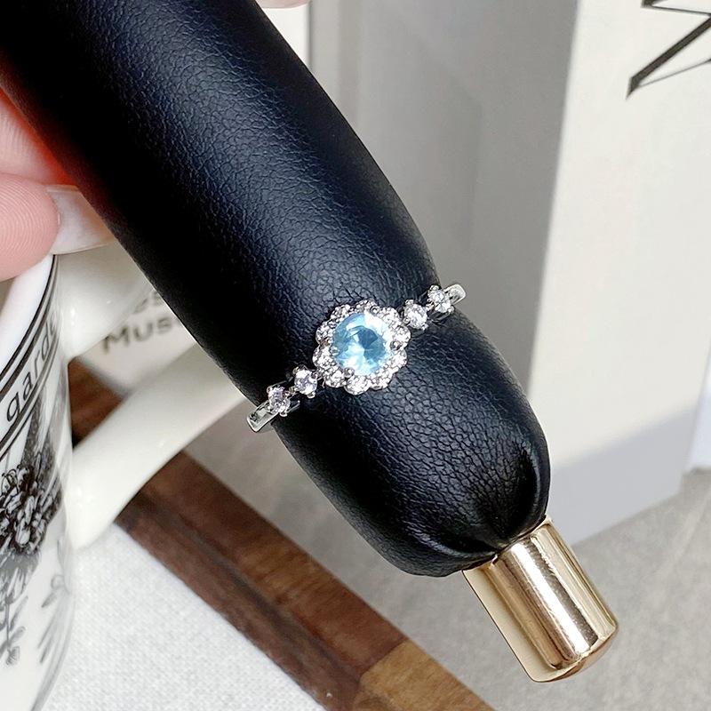 [Ice Crystal Butterfly Shadow] Sea Blue Zircon Exquisite Butterfly Opening Ring Light Luxury Niche Super Immortal Stacked Ring Woman