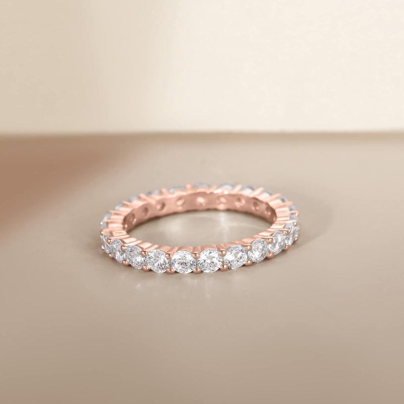 Anello Classico Pavé di Diamanti: Placcato Oro Bianco, Regalo Versatile e Lussuoso per San Valentino per Donne