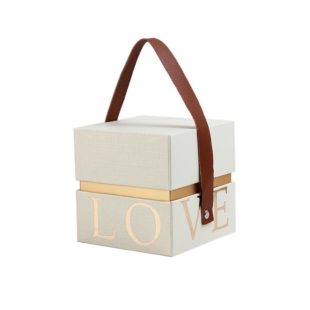 Wedding Favor Gift Packaging Box Handled Candy Box for Valentine's Day Christmas Present Boxes Square Candy Jewelry Storage Case