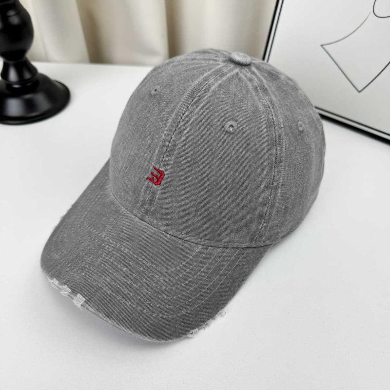 Versatile Ripped Baseball Cap Men's and Women's Embroidered Soft Top Breathable Outdoor Travel Sunscreen Shade Cap