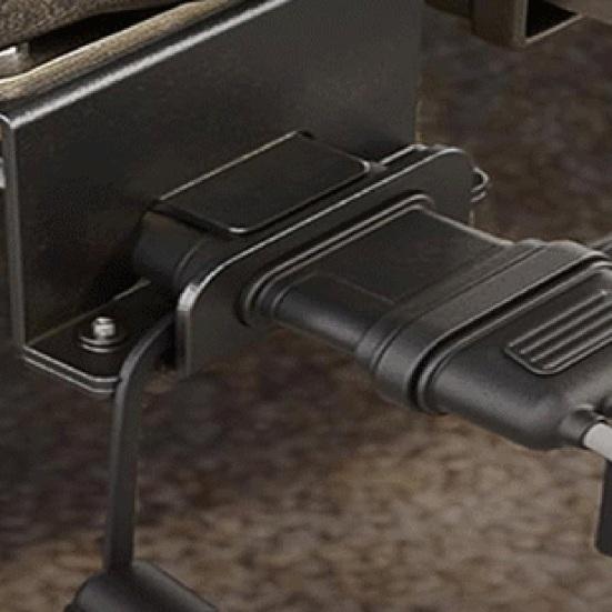 Trailer Mounting Bracket Easy Installation 4-Pin Trailer Connector with Screws Rust-Proof Carbon Steel Mounting Hardware