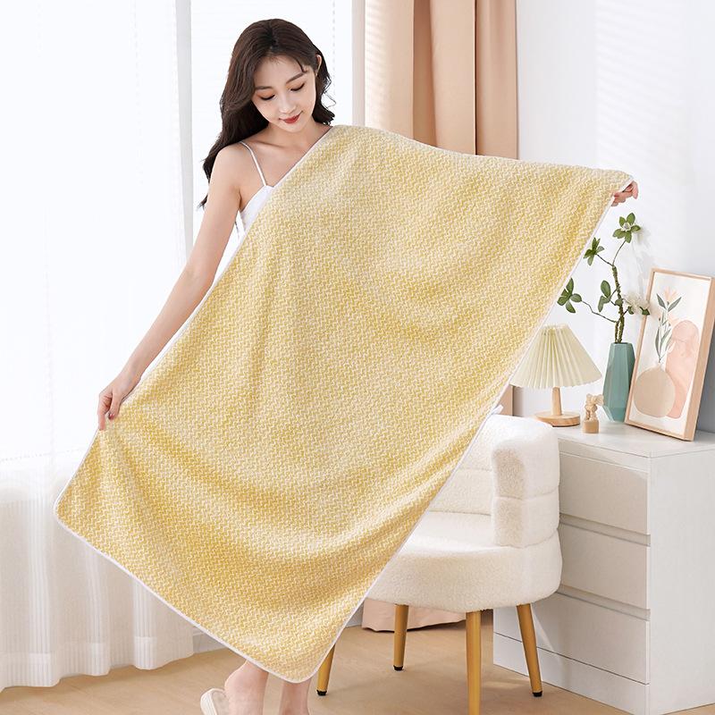 Coral Fleece Bath Towel, Thickened and Enlarged 90 * 170, Covering The Body. Adult Quick Drying and Absorbent Swimming Gift Bath Towel