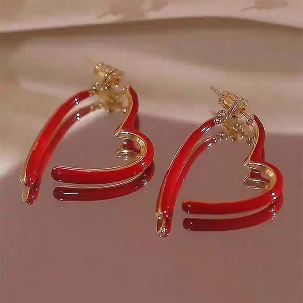 Niche Design Exquisite Red Heart Earrings - Versatile New Year & Christmas Studs for Women