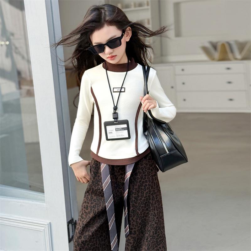 

Комплект для девочек Осень 2025 Леопардовый принт Брюки и футболка с длинным рукавом 120 cm