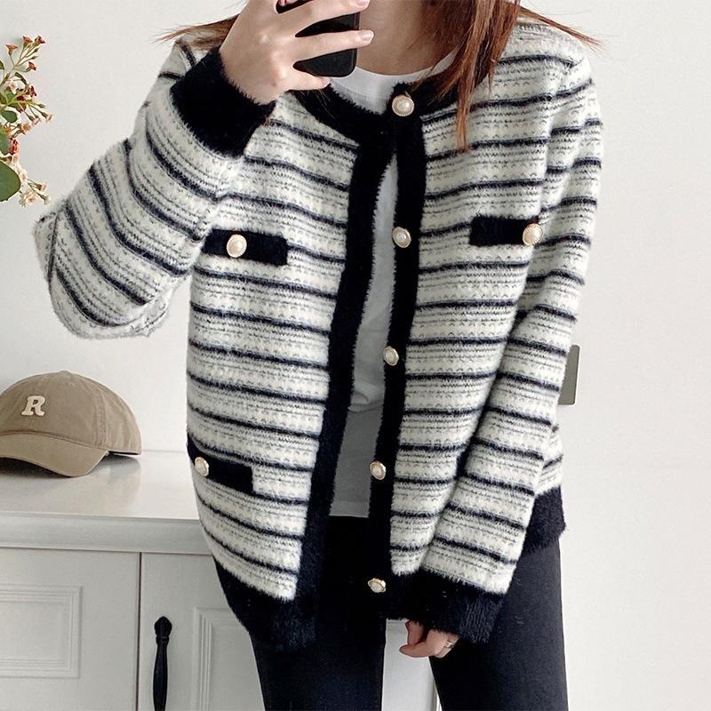 Knitted Sweater Cardigan New Small Fresh Imitation Mink Women's Fashion Design Sense Contrasting Striped Sweater