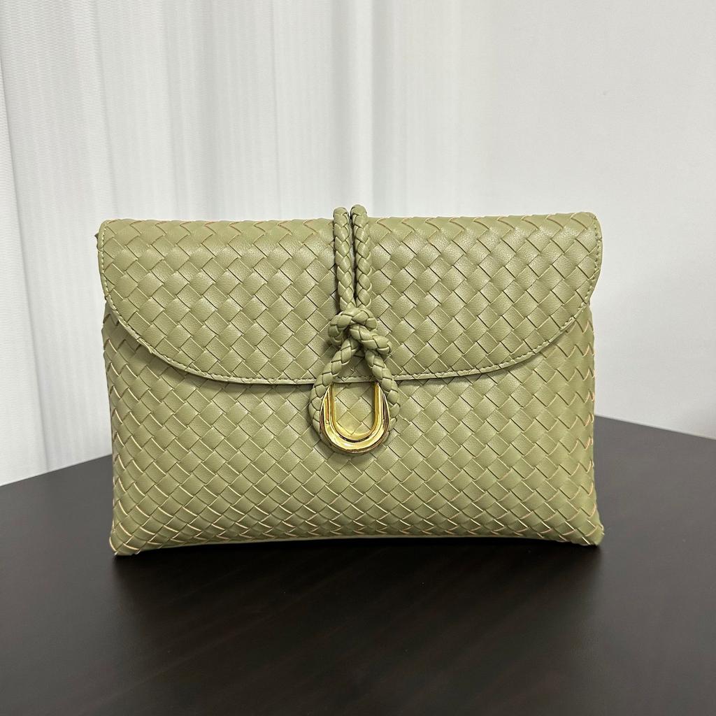 Borsa busta transfrontaliera in nuova pelle di mucca, borsa in vera pelle, pochette testurizzata Liberta borsa a tracolla messenger tessuta per pendolari