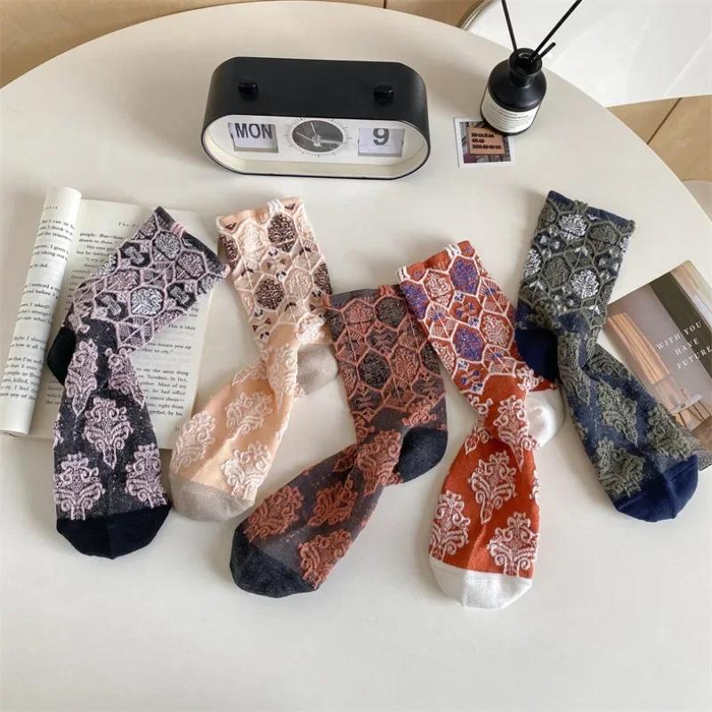 Ethnische Prägung Damen Socken Japanischer Stil Mode Vintage Lange Socken Damen Harajuku Retro Baumwolle Gestrickte Mittelhohe Socken