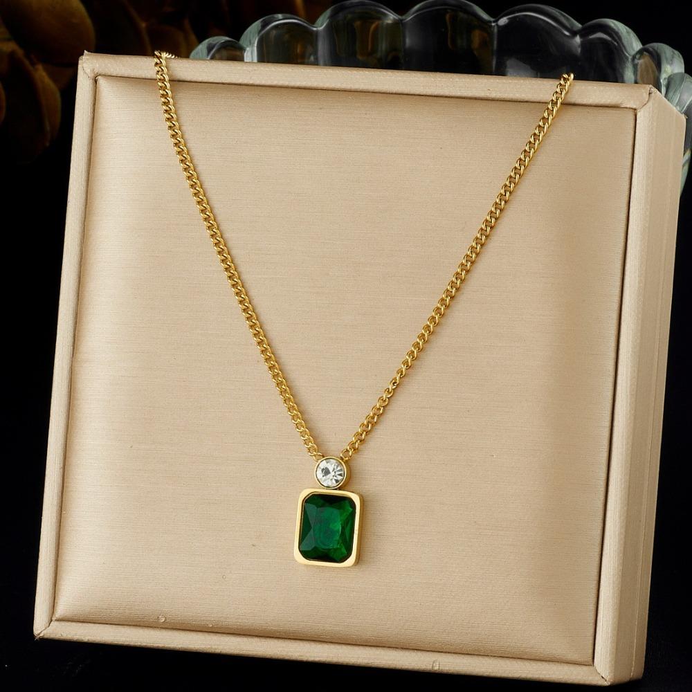 Luxus Temperament Geometrische Quadratform Goldrand Grüner Edelstein Zirkon Anhänger Halskette für Damen Edelstahl Schmuck