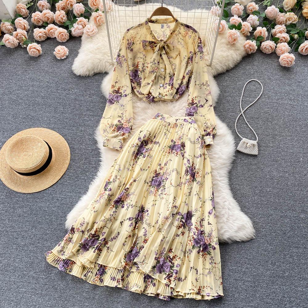 Spring Fashion Bow Top + Heavy Industry Pleated Chiffon Skirt Two-Piece Set Of Foreign Style Broken Flowers