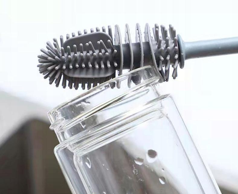 Silicone brush for washing bottles and glasses