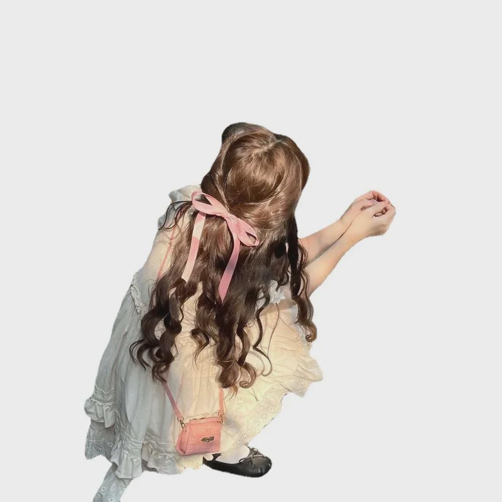 Letnia zwiewna sukienka dla drobnych kobiet wyszczuplająca z falbankami i rękawami motylkowymi 2024