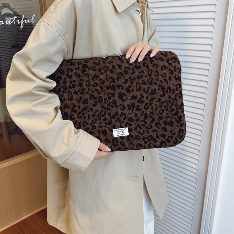 Leopard Print Portable Laptop Carrying Case Computer Bag Fits 11/13/15 Inch Laptops Protective Sleeve For School Work Travels