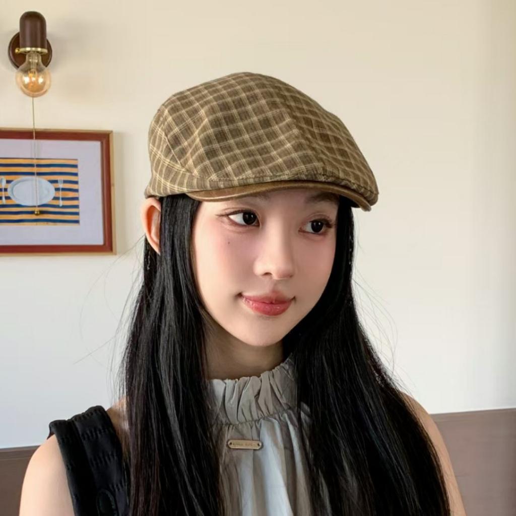 Retro plaid forward hat versatile beret autumn and winter warm face small literary newsboy painter cap