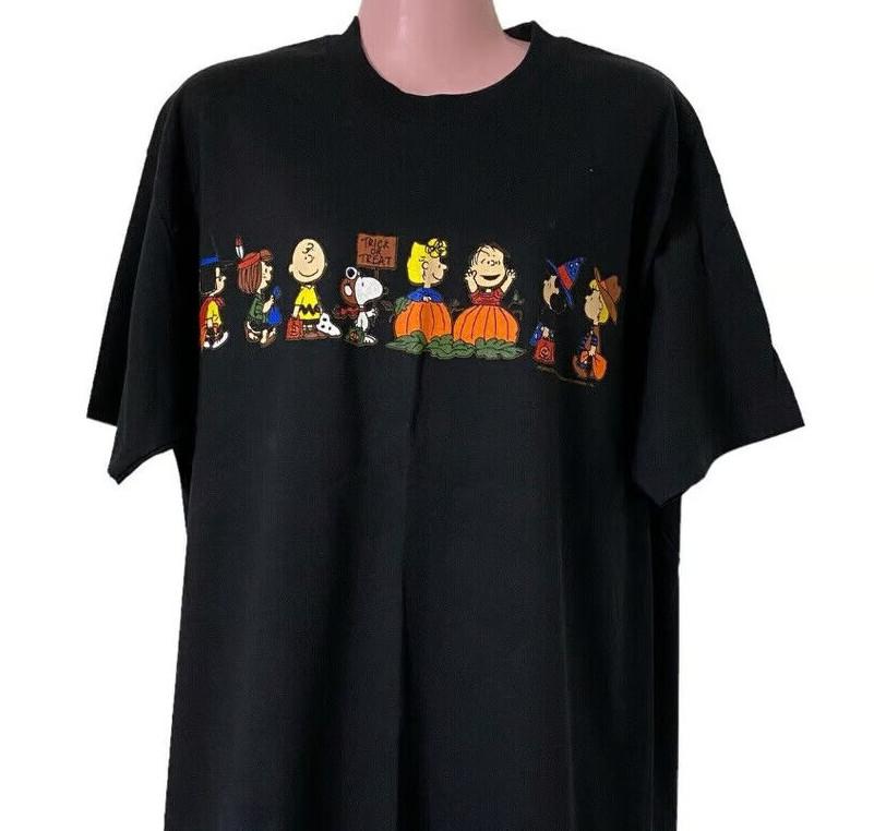 Peanuts Halloween Great Pumpkin T-Shirt Charlie Brown Snoopy