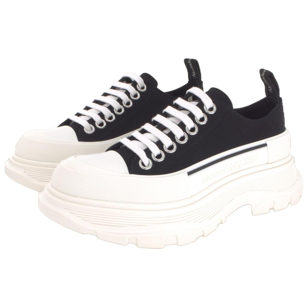 (WMNS) Alexander McQueen Tread Slick Low Lace Up 'Black White' FW21 Women's 611705W4MV21070