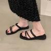 Fashion Hot Selling 2025 Summer Thin Strap Flat Sandal Slim Single Strap Beach Flip Flops Casual Chic Outdoor Slip-Ons for Outfit Solid