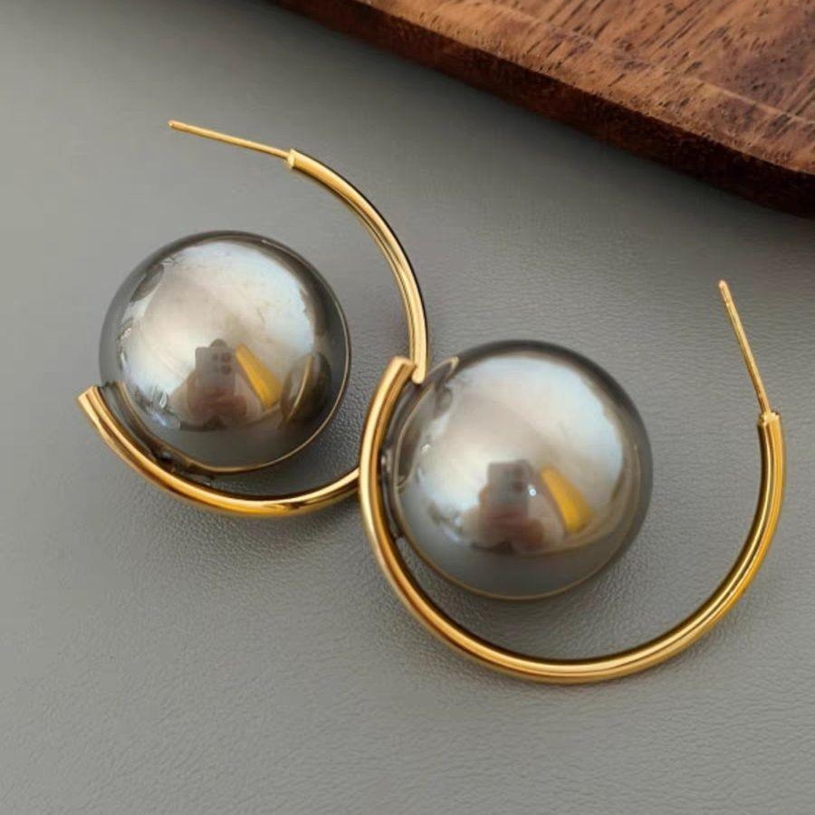 2023 Women s French Wine Red Pearl C-Shaped Earrings: Elegant, Versatile, Retro