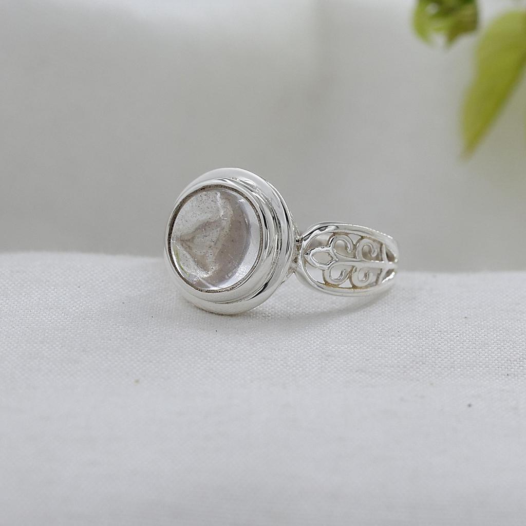 Srebrny Pierścionek Damski z Kwarcem Górskim, Biżuteria Ręcznie Robiona ze 100% Srebra Próby 925, Biżuteria Srebrna, Prezent Dla Niej