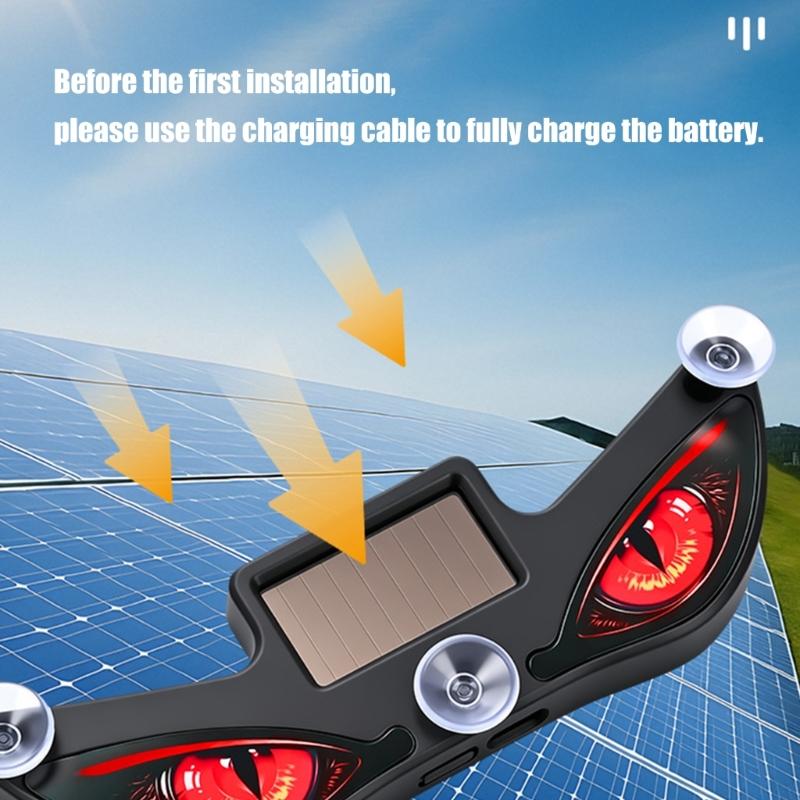 Dynamic Flashing Vehicle Window LED Warning Light with Solar and USB Rechargeable Power, Suction Cup Accent Lamp for Daily Driving