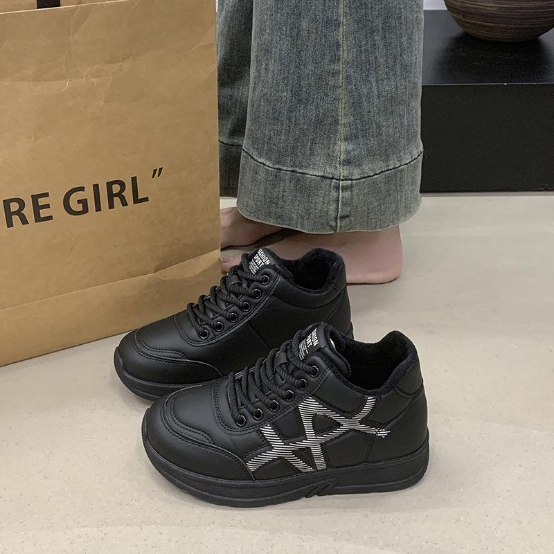 Casual single shoes women's 2025 new spring and autumn thick-soled soft-soled sports and leisure moral training shoes, walking square dance small l