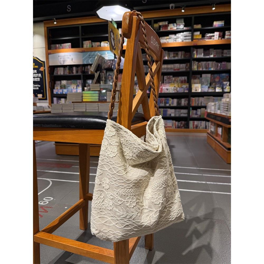 Shoulder armpit bag retro embroidered cloth bag texture mini handbag wooden bead handbag