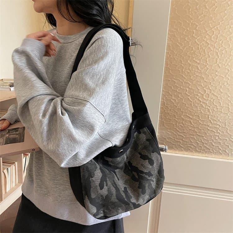 Vintage Camouflage Canvas Underarm Bag Women's Shoulder Messenger Bag