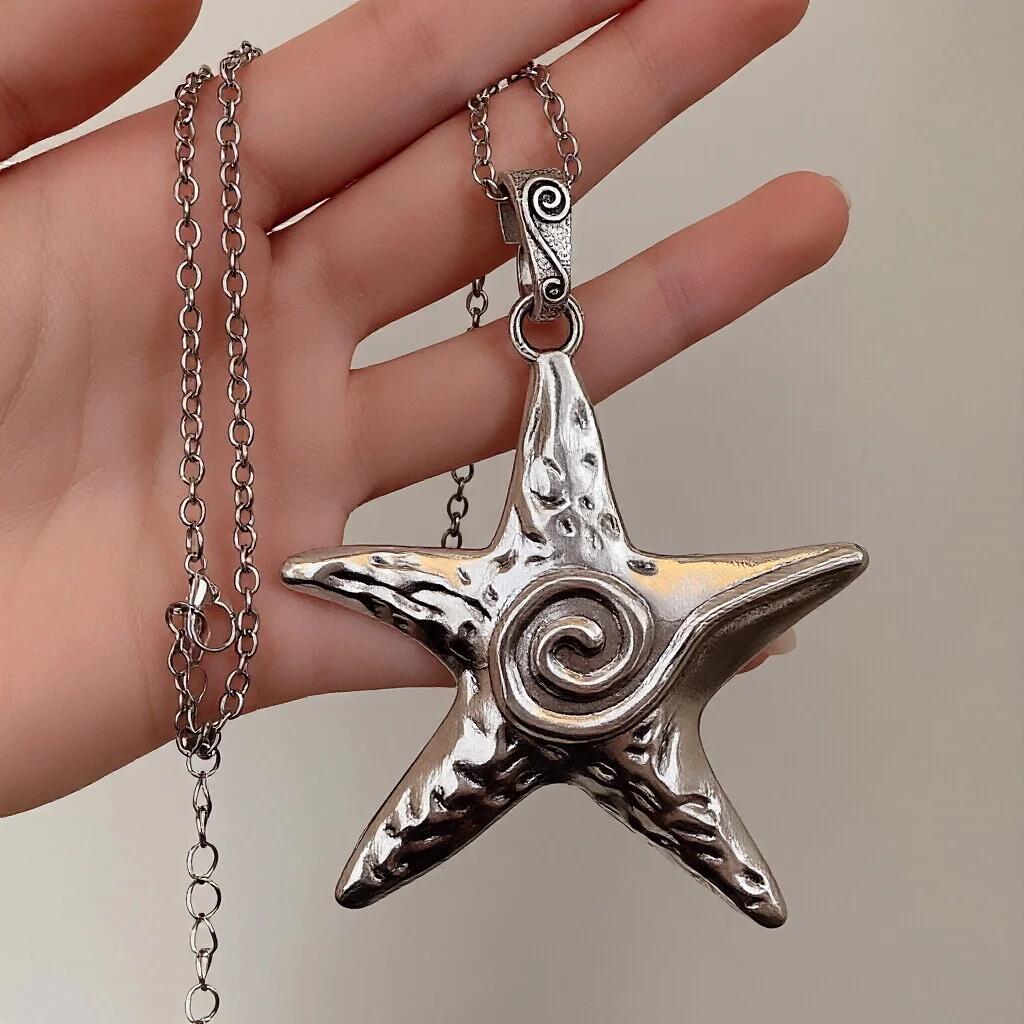 Exaggerated Metal Big Heart Pendant Necklace for Women Gothic Hip Hop Silver Color Beading Chain Necklace Y2K Jewelry Party Gift