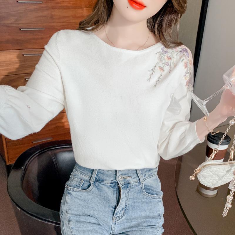 Hollow Knitwear Floral Slimming Pullover for Women - Autumn 2025