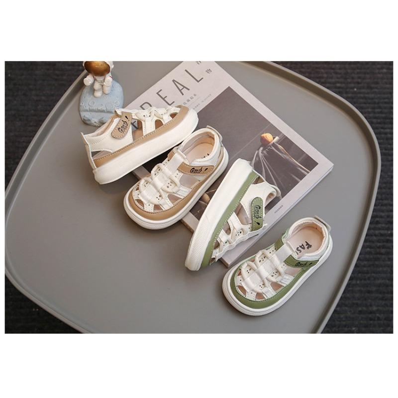 Boys Baotou Sandals Sneakers Summer Hollow Sandals 0-2 Toddler Shoes 1-6 Anti-kick and Anti-collision Korean Version of Beach Shoes