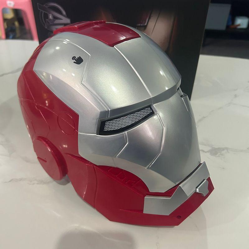 Marvel Comics Шлем Железного Человека Электрическая Носимая Маска 1:1 Автоматическое Открытие и Закрытие Модель Персонажи Взрослые Игрушки Подарок на День Рождения