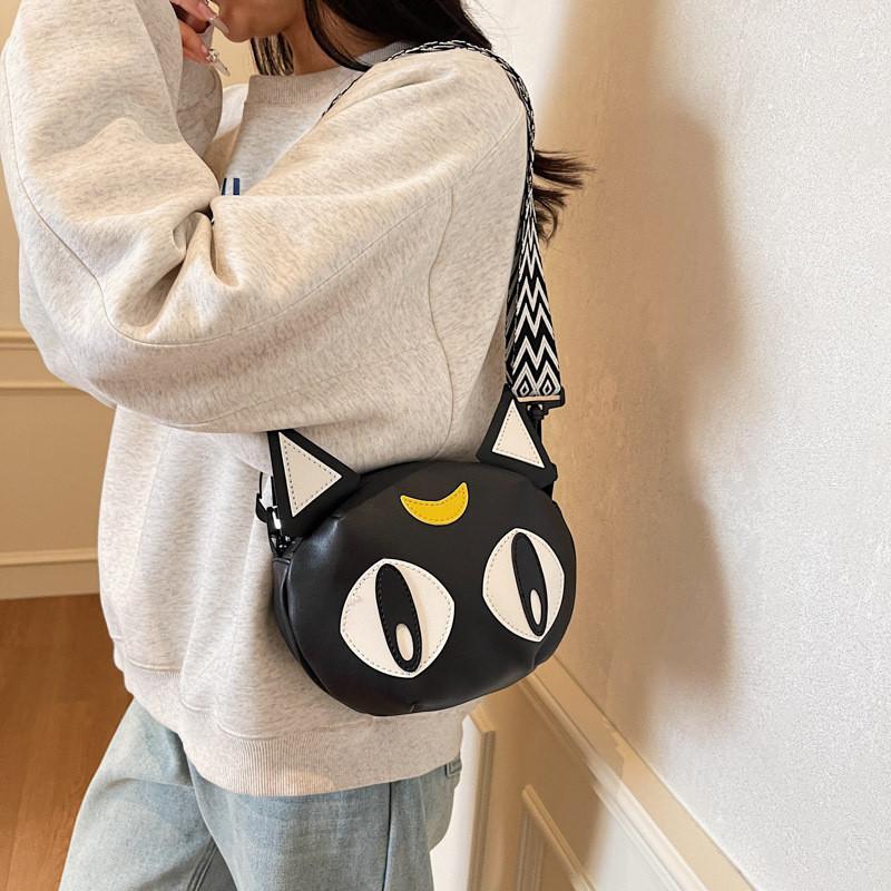 Soldier Beautiful Young Luna Shape Single Shoulder Crossbody Bag Gift Women