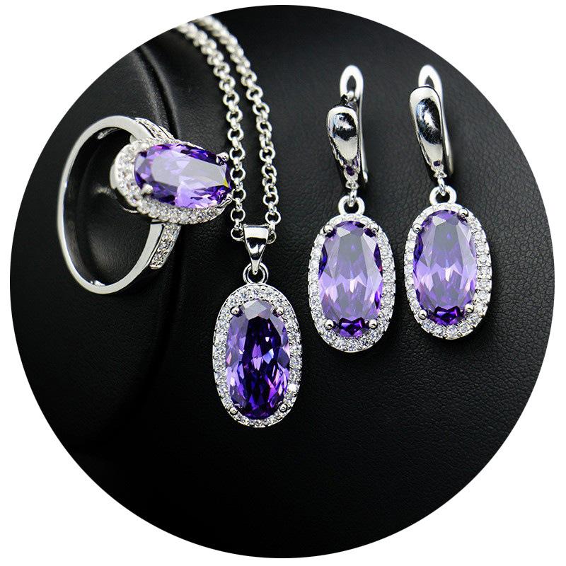 The New Oval Zircon Necklace Earrings and Ring Three Piece Set Is Fashionable and Light Luxury
