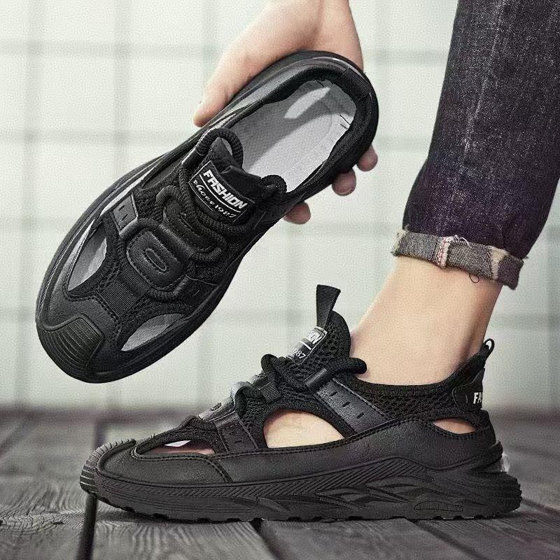 Outdoor sandals summer men's trend hollow men's shoes breathable soft sole bag head casual shoes traceability hole shoes