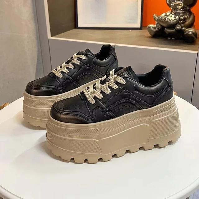 Women's Shoes 2025 Spring New Thick Soled Height Increasing Casual Sports Shoes Fashionable Lace Up Anti Slip Casual Board Shoes