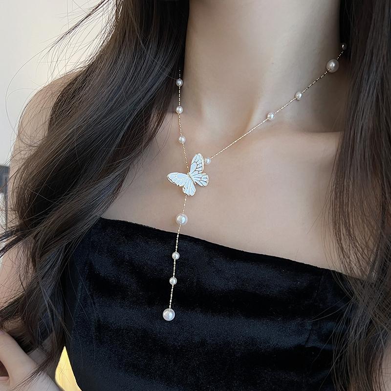 French Elegant White Butterfly Pearl Chain Necklace 2026 New Design For Women's Sexy Collarbone Chain Trendy Jewelry Accessories
