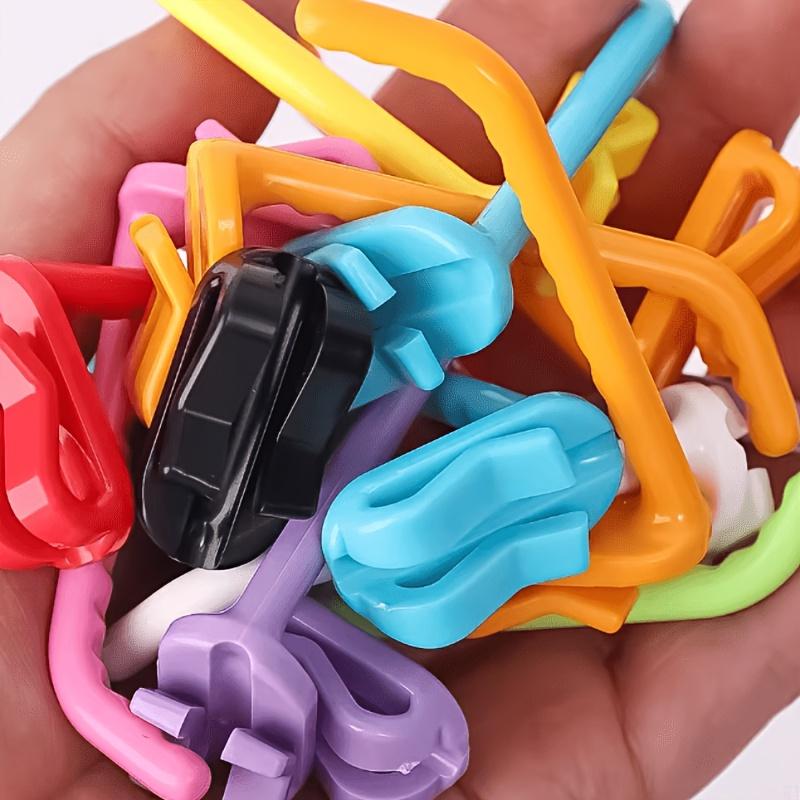 10 pièces de crochets en plastique colorés, adaptés aux panneaux en treillis métallique - solution de suspension facile à installer et réutilisable