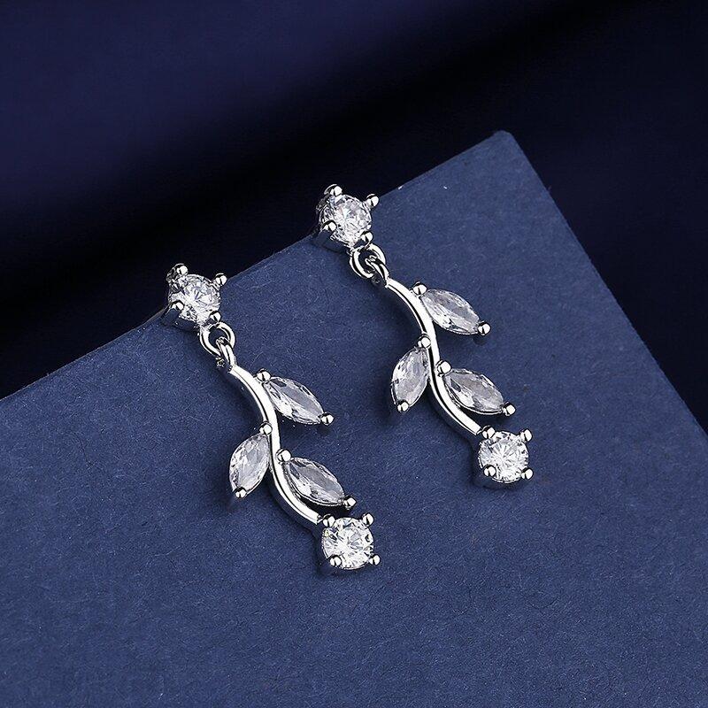Fine Jewelry 925 Sterling Silver Earrings Inlaid with Zircon Crystal Flower Earrings Charm Jewelry for Women Gift Engagement