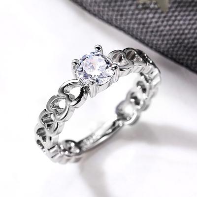 Koreanischen Stil Frauen Hochzeit Ringe Frische Aushöhlen Herz Band Design Mode Schmuck Glänzende Runde CZ Party Ringe für Weibliche