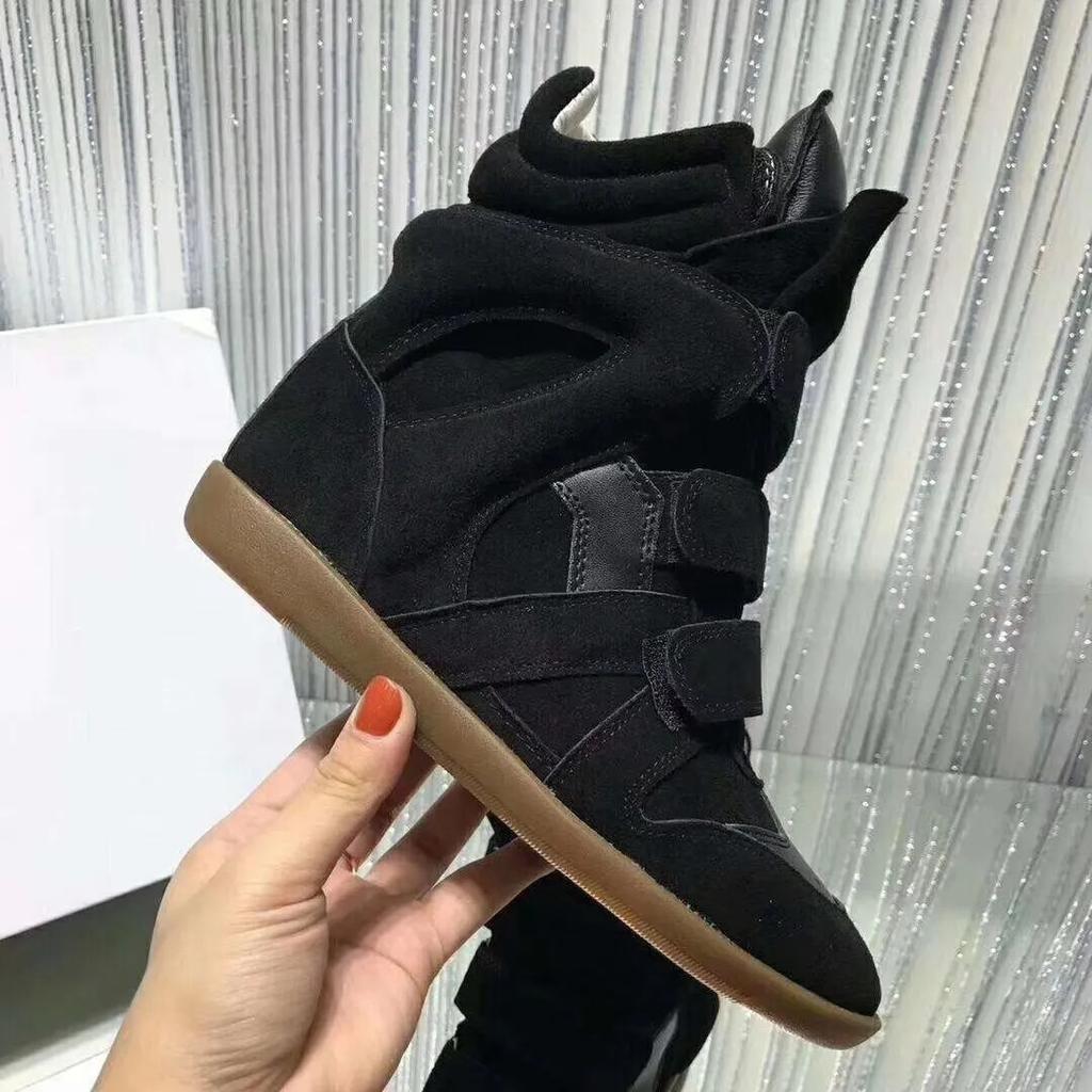 Wewnętrzne buty sportowe i rekreacyjne podwyższające wzrost do pieszych wędrówek z dopasowaniem kolorystycznym, klasyczne i wszechstronne buty w wysokiej wersji