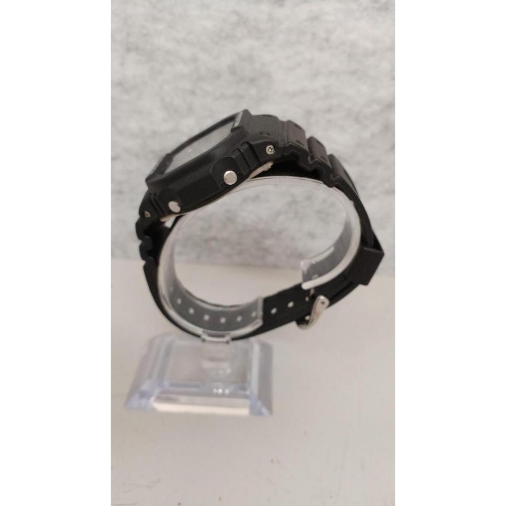 Used CASIO G-5600 G-SHOCK
