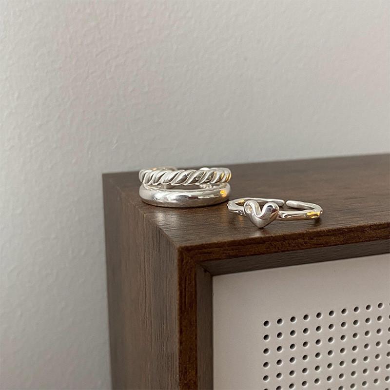 Elegant Minimalist Heart Shaped Ring For Women Stylish Adjustable Copper Jewelry