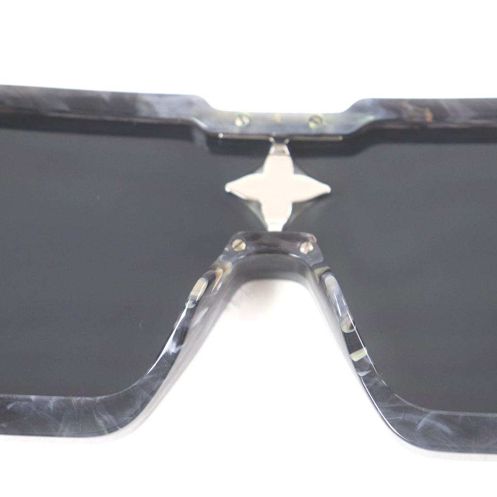 Great LOUIS VUITTON Sunglasses Cyclone Marble Pattern Blue Mens Z1789E Used