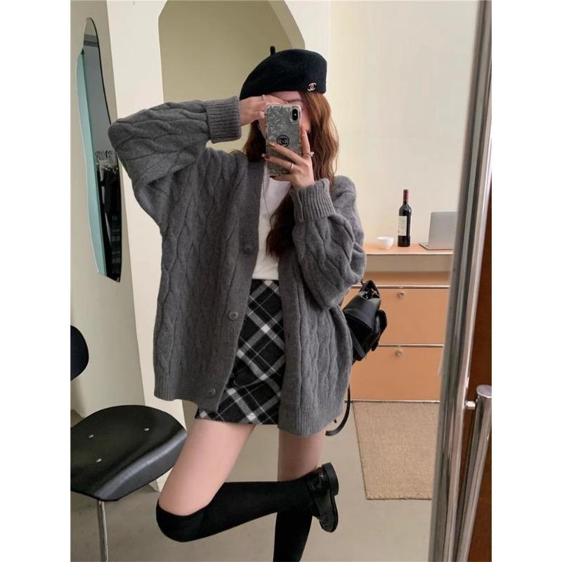 Twist Solid Color Sweater Jacket Women's Autumn and Winter New Thickened Loose V-neck Outer Wear Lazy Wind Knitted Cardigan